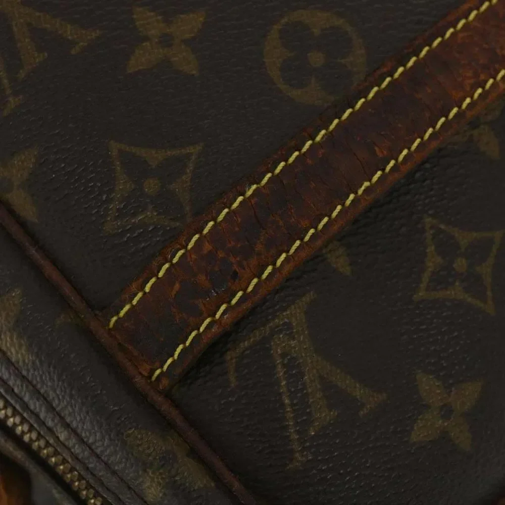 LOUIS VUITTON Monogram Reporter GM Shoulder Bag - Picture 7 of 15